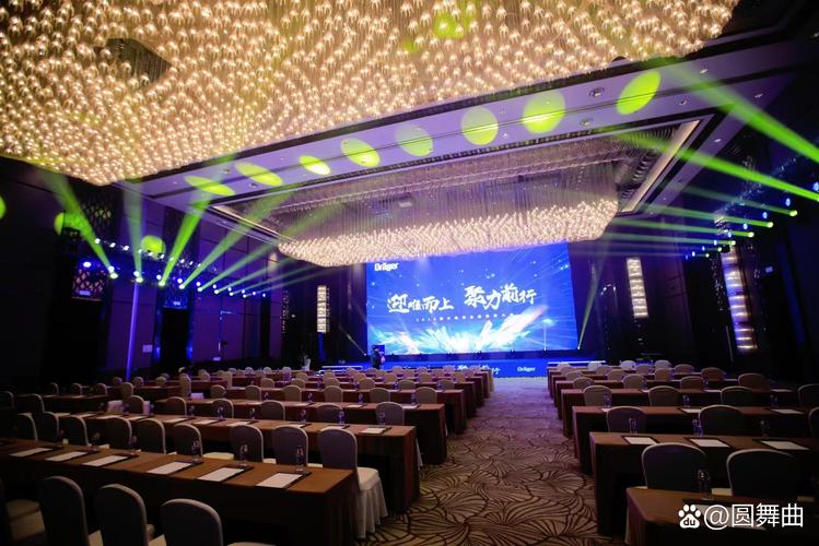 上海本地專(zhuān)業(yè)舞臺(tái)搭建與燈光音響租賃 一站式服務(wù)賦能展會(huì)與年會(huì)